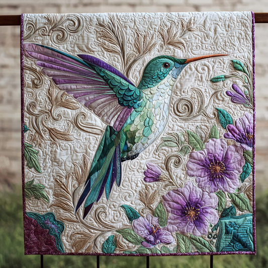 Hummingbird Escape Quilted Blanket NCU0DK8248