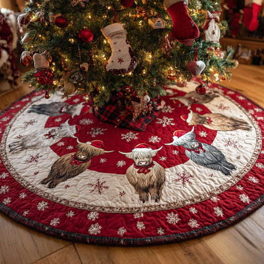 Jolly Highland Cow Quilted Christmas Tree Skirt NCU0HH1191