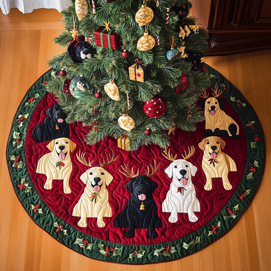 Labrador Sleigh Ride Christmas Quilted Tree Skirt NCU0DV1533
