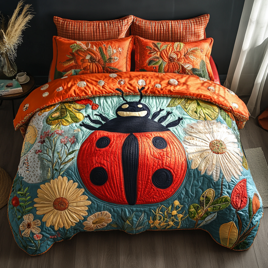 Ladybug Haven 3-Piece Quilted Bedding Set NCU0VH3140