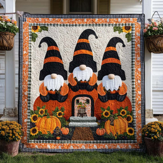 Leafy Gnomes Quilted Blanket NCU0NT8936