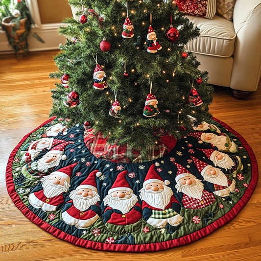 Little Gnome Christmas Quilted Tree Skirt NCU0DK10444