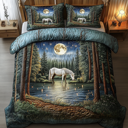 Majestic Stallion 3-Piece Quilted Bedding Set NCU0VH2372