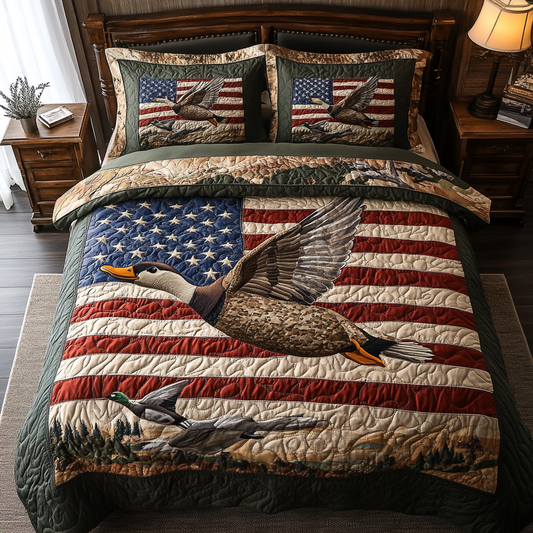 Mallard Ducks Flight 3-Piece Quilted Bedding Set NCU0DK7960