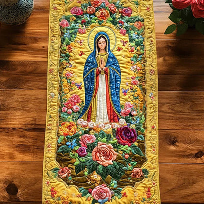 Mary Mantle Quilted Table Runner NCU0NT7801