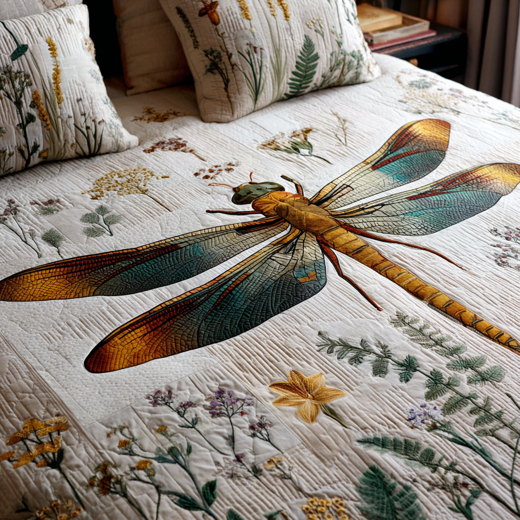 Meadow Wings 3-Piece Quilted Bedding Set NCU0DV8670