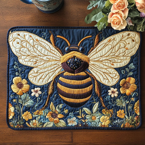 Midnight Honeybee Quilted Placemat NCU0NT4368