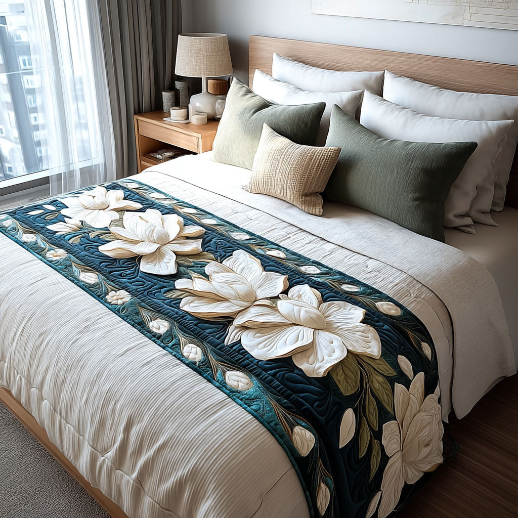 Magnolia Quilted Bed Runner NCU0VT215