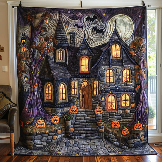 Midnight Manor Quilted Blanket NCU0DV6381