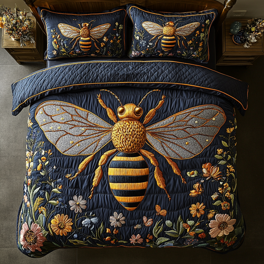 Midnight Meadow Bee 3-Piece Quilted Bedding Set NCU0VL1191