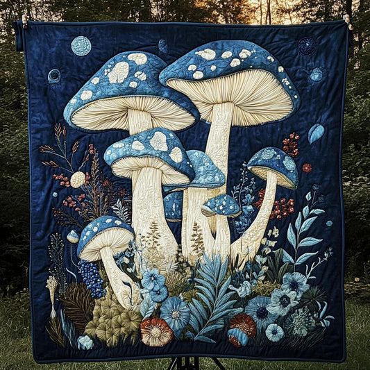 Midnight Shrooms Quilted Blanket NCU0NT3939