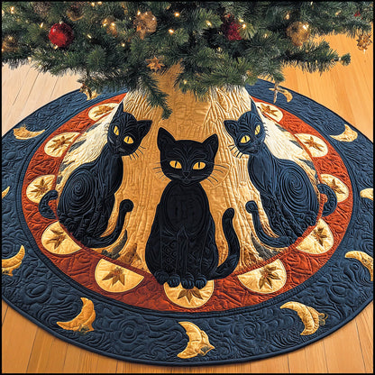 Midnight Whiskers Christmas Quilted Tree Skirt NCU0TD1223