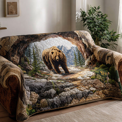 Mountain Bear Quilted Sofa Cover NCU0TV1405
