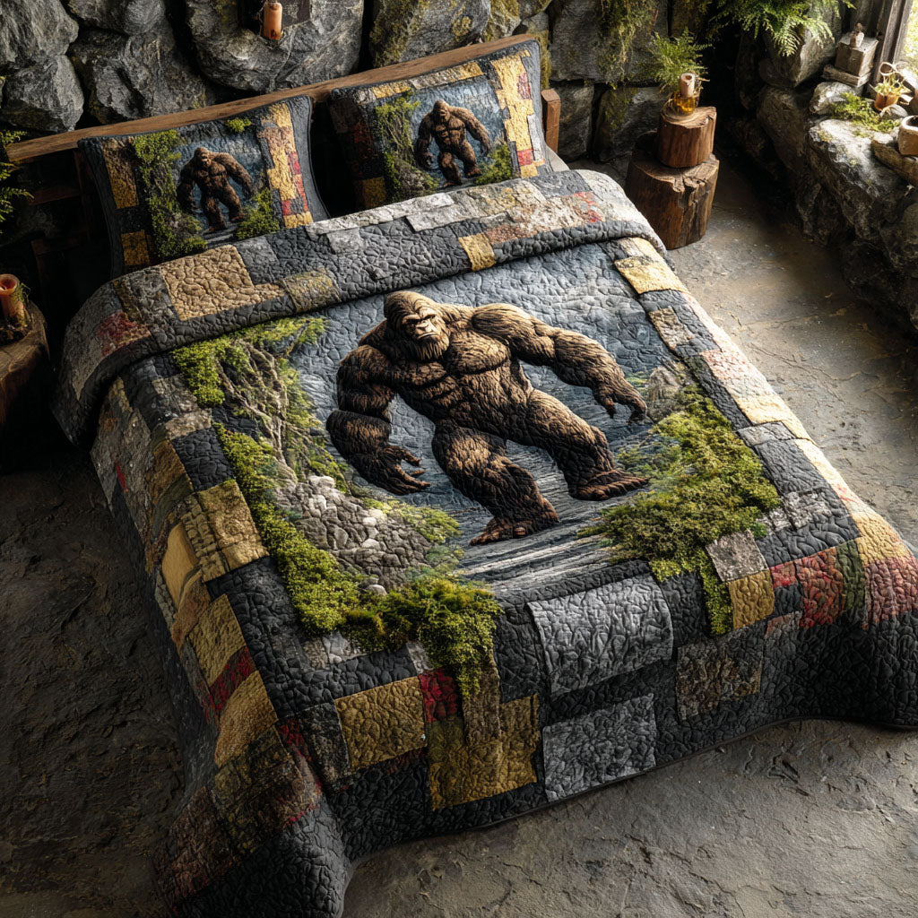 Mountain Bigfoot 3-Piece Quilted Bedding Set NCU0TD2457