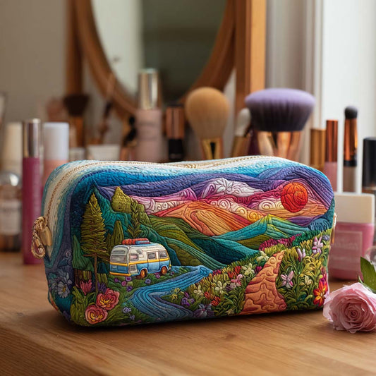 Mountain Glow Van Quilted Makeup Bag NCU0PT9473