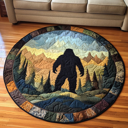 Mountain Wanderer Quilted Round Mat NCU0NT3814