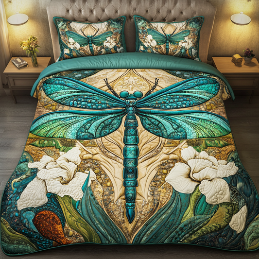 Mystic Wings 3-Piece Quilted Bedding Set NCU0VH1178