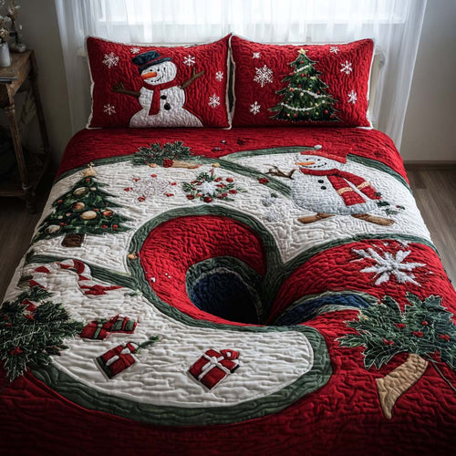 North Pole Portal 3-Piece Quilted Bedding Set NCU0PT9498