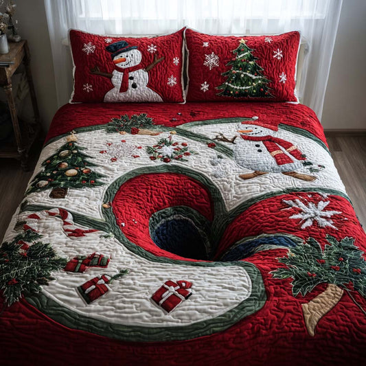 North Pole Portal 3-Piece Quilted Bedding Set NCU0PT9498