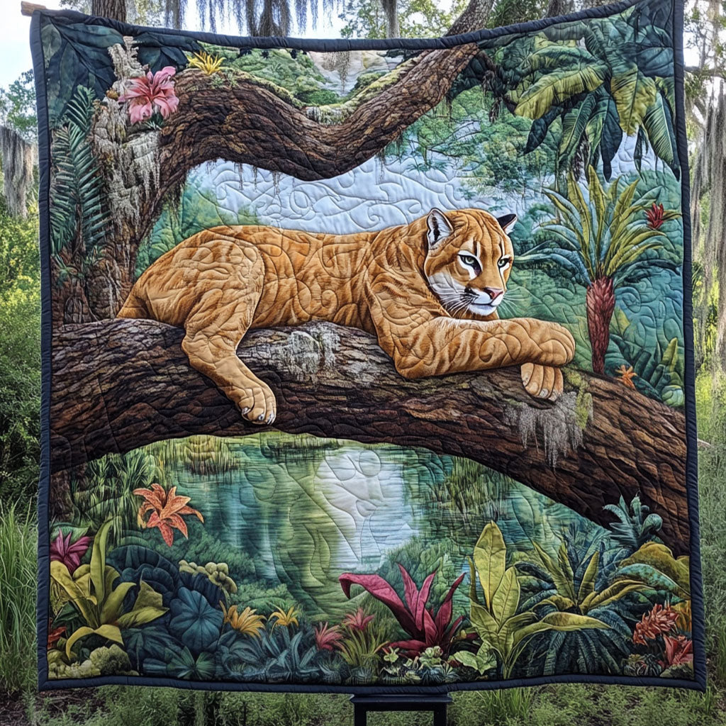 Panther in the Trees Quilted Blanket NCU0NT6077