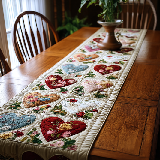 Patchwork Hearts Quilted Table Runner NCU0DK3110