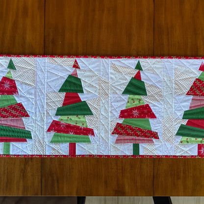 Peppermint Bliss Quilted Table Runner NCU0PT731