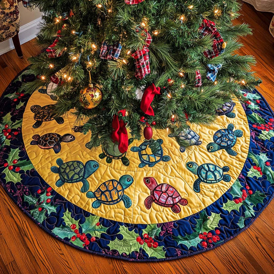 Pine Grove Christmas Quilted Tree Skirt NCU0NT1961