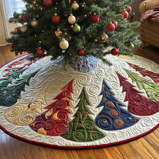 Pine Grove Fantasy Quilted Christmas Tree Skirt NCU0PT1330