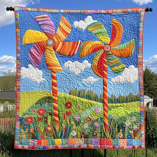 Pinwheel Glow Quilted Blanket NCU0DK6343