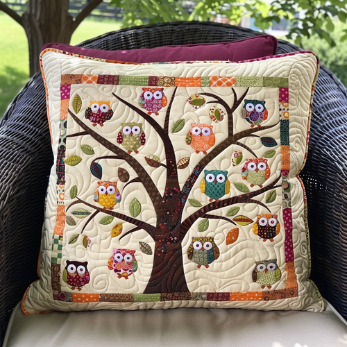 Playful Owls Quilted Pillow Case NCU0VL159