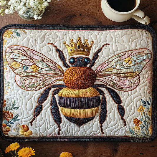 Queen Bee Majesty Quilted Placemat NCU0NT4372