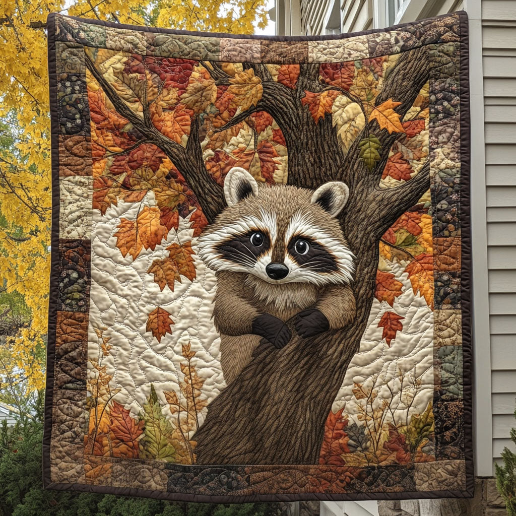 Raccoon Hideaway Quilted Blanket NCU0PT627