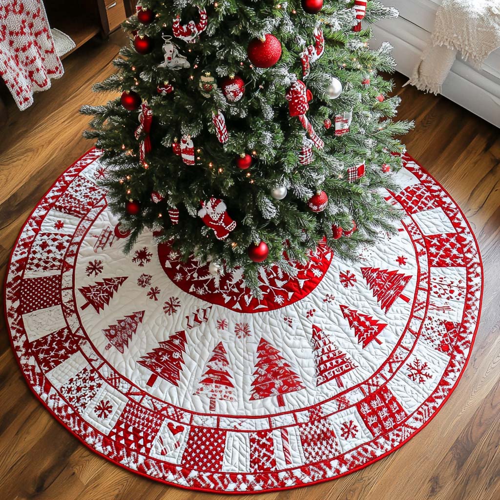 Red Delight Christmas Quilted Tree Skirt NCU0NT2227