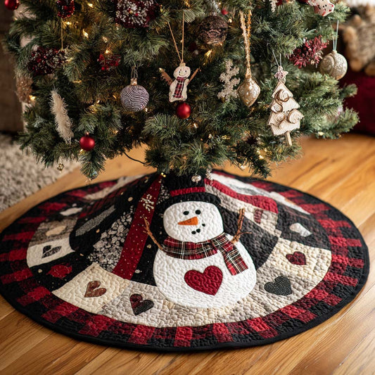 Red Scarf Snowman Quilted Tree Skirt NCU0XD2102