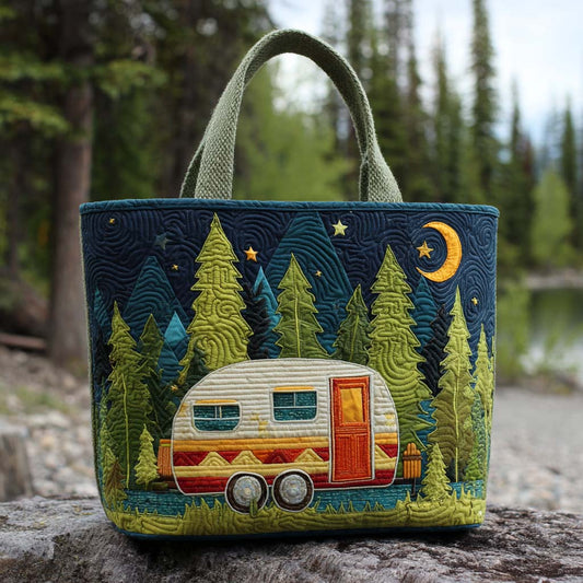 Rolling Cabin Life Quilted Tote Bag NCU0NT9393