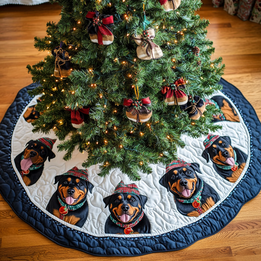 Rottweiler Spirit Christmas Quilted Tree Skirt NCU0DK10655