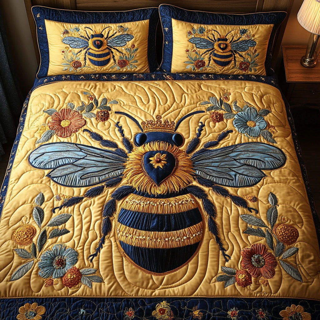 Royal Bee Majesty 3-Piece Quilted Bedding Set NCU0NT3180
