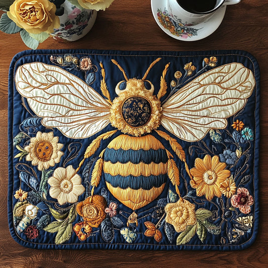 Royal Honeybee Quilted Placemat NCU0NT4374