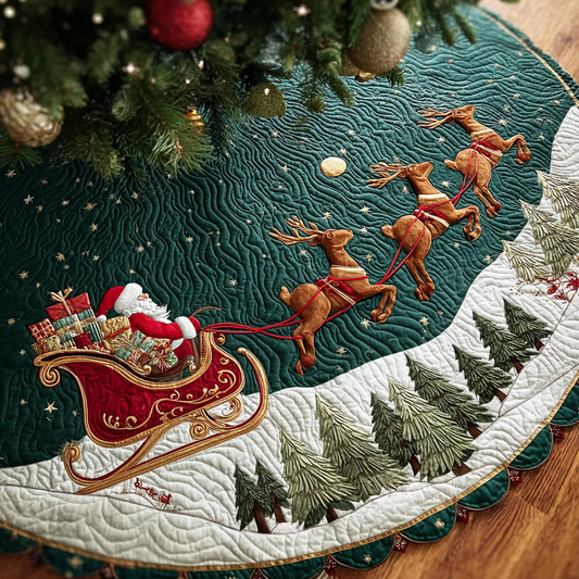 Santa Delight Christmas Quilted Tree Skirt NCU0DK11260