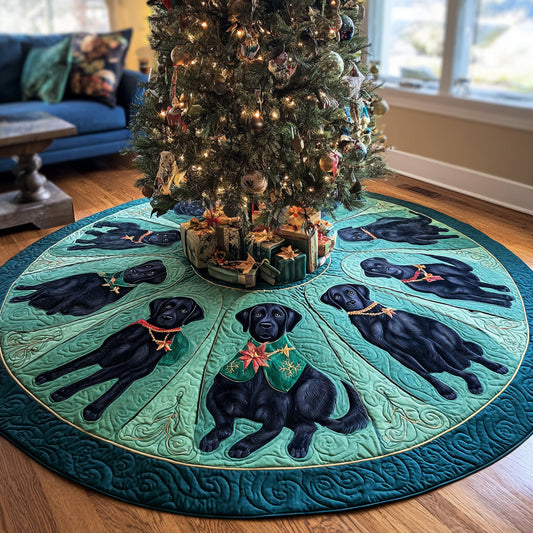 Santa Lab Christmas Quilted Tree Skirt NCU0DV8249
