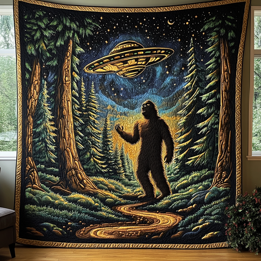 Sasquatch and UFO Glow Quilted Blanket NCU0DV5803