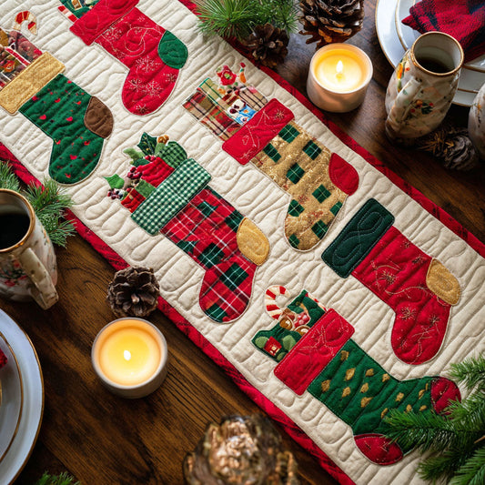 Silent Carol Quilted Table Runner NCU0TD410