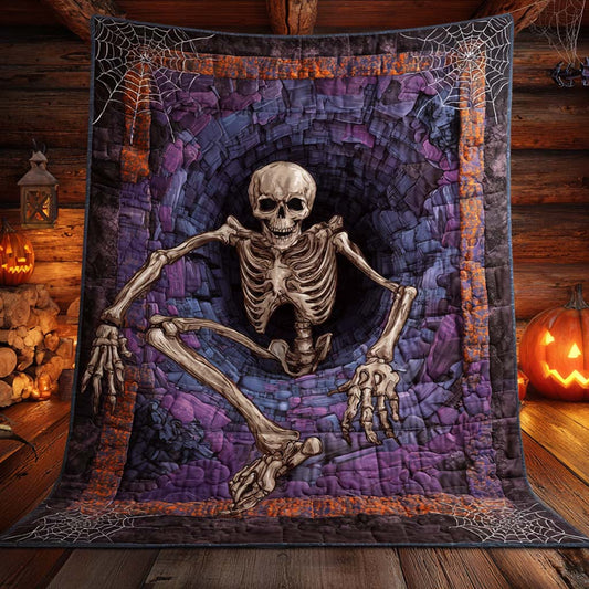 Skeleton Gate Quilted Blanket NCU0XD722