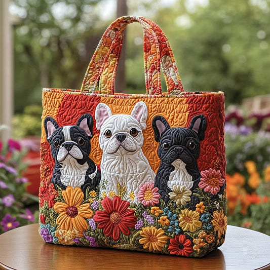 Sniffing Leaves Quilted Tote Bag NCU0DV7134