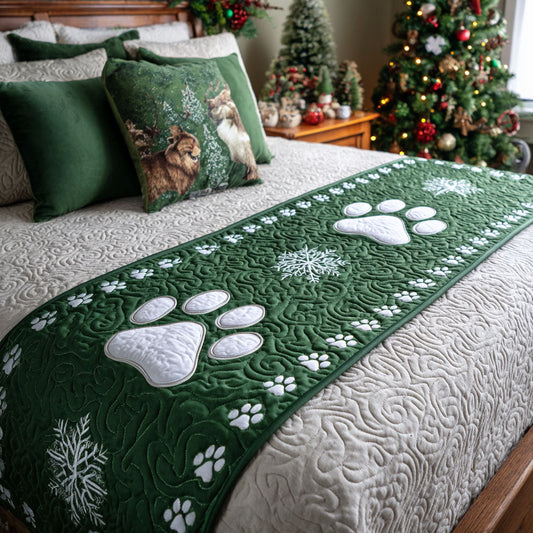 Snow Pawpath Quilted Bed Runner NCU0TV1176