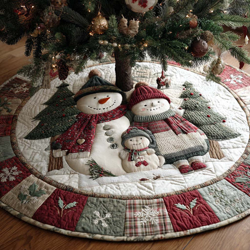 Snowman Trio Hug Quilted Tree Skirt NCU0XD2098
