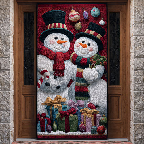 Snowy Hug Quilted Door Cover NCU0PT10251