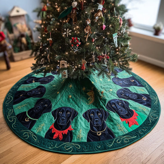 Snowy Nose Christmas Quilted Tree Skirt NCU0DV8253
