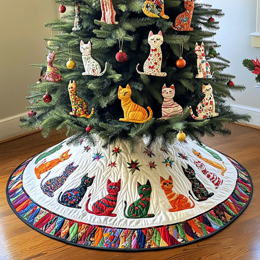 Snowy Paws and Presents Christmas Quilted Tree Skirt NCU0DV1505