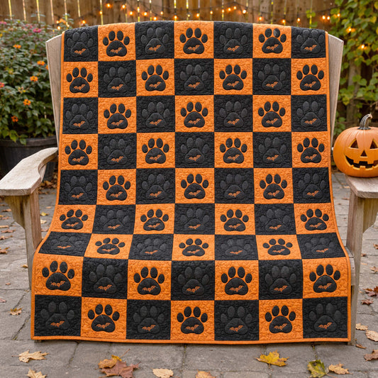 Spooky Paws Quilted Blanket NCU0TD3061